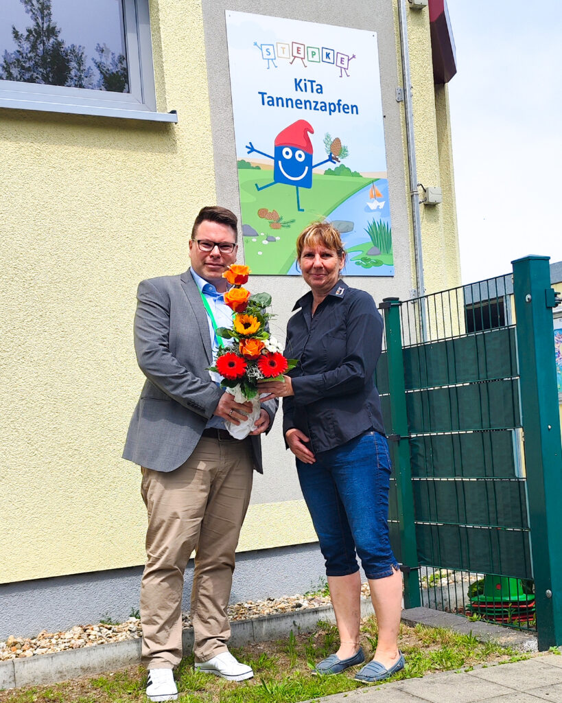 PM_10 Jahre Stepke-KiTa Tannenzapfen